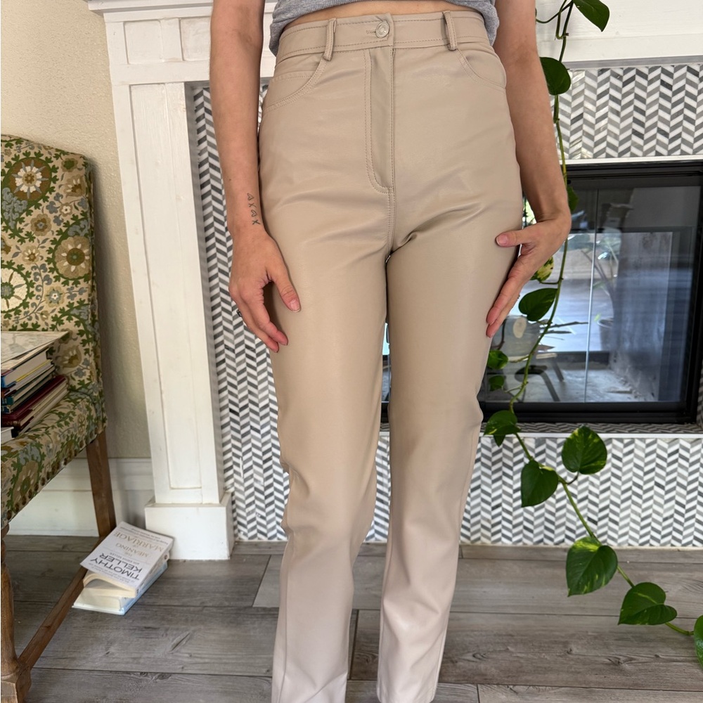 Women's Straight Leg Pants in Beige